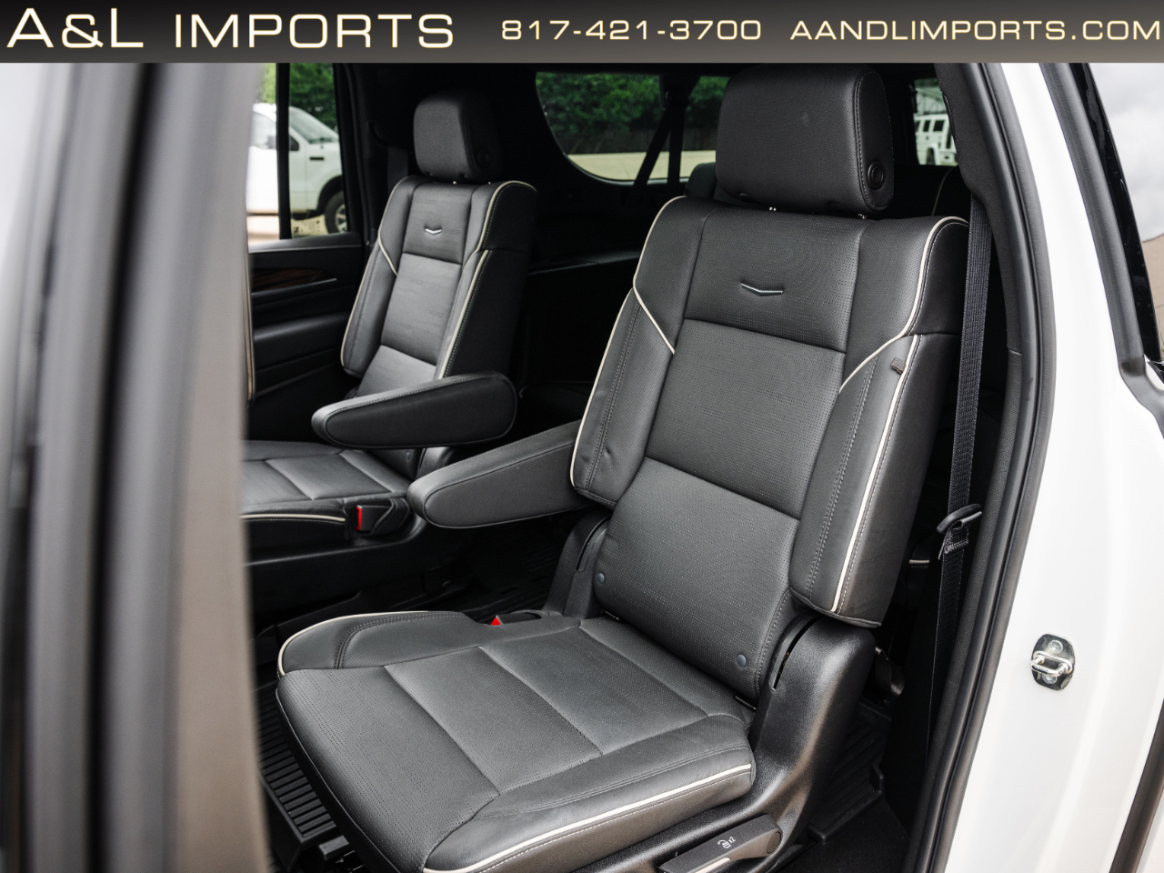 Cadillac Escalade ESV 4WD 4dr Premium Luxury 2024