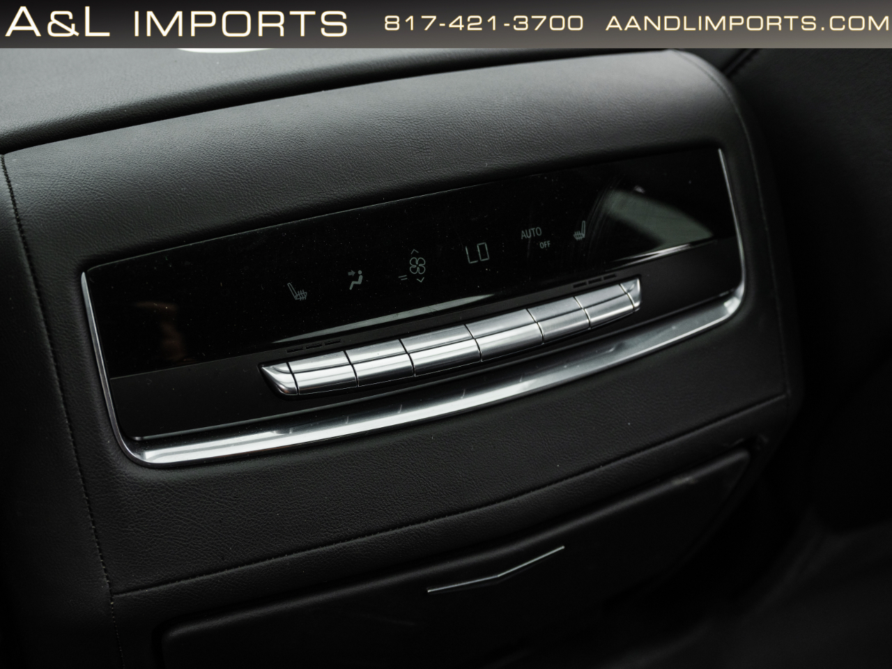 Cadillac Escalade ESV 4WD 4dr Premium Luxury 2024