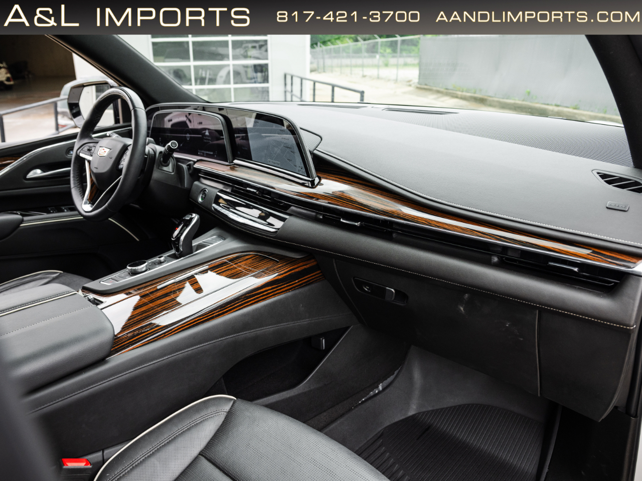 Cadillac Escalade ESV 4WD 4dr Premium Luxury 2024
