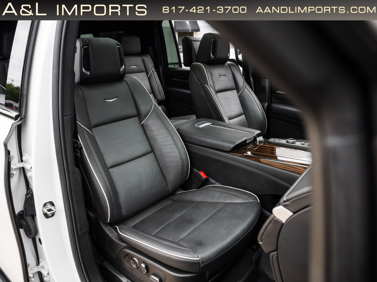 Cadillac Escalade ESV 4WD 4dr Premium Luxury 2024
