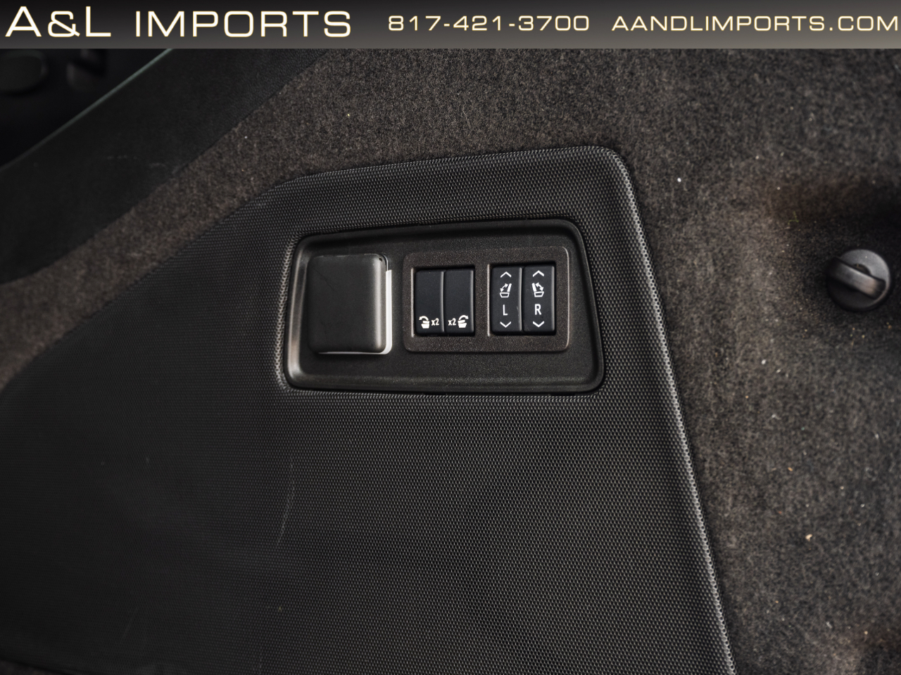 Cadillac Escalade ESV 4WD 4dr Premium Luxury 2024