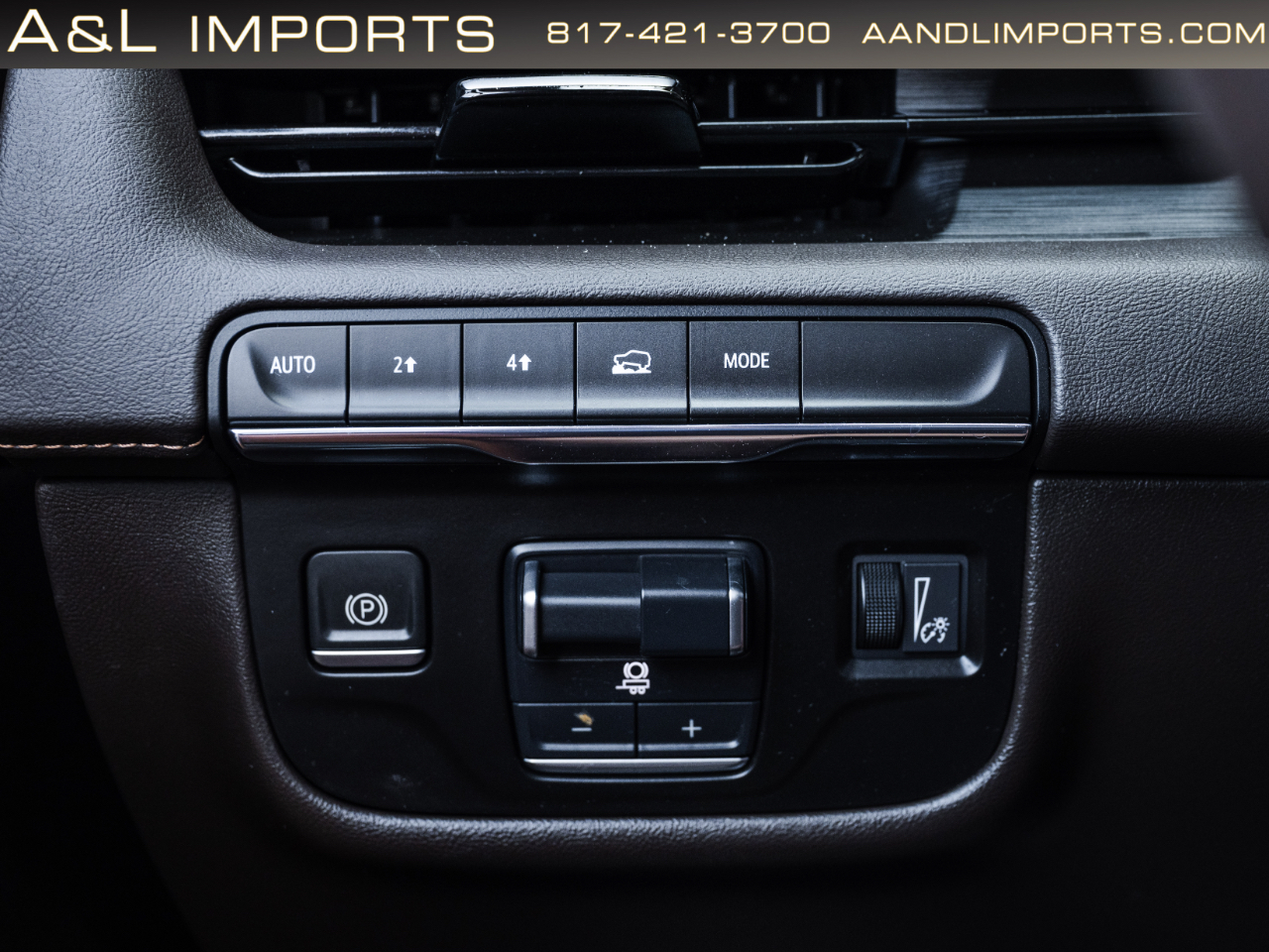 Cadillac Escalade 4WD 4dr Sport 2023