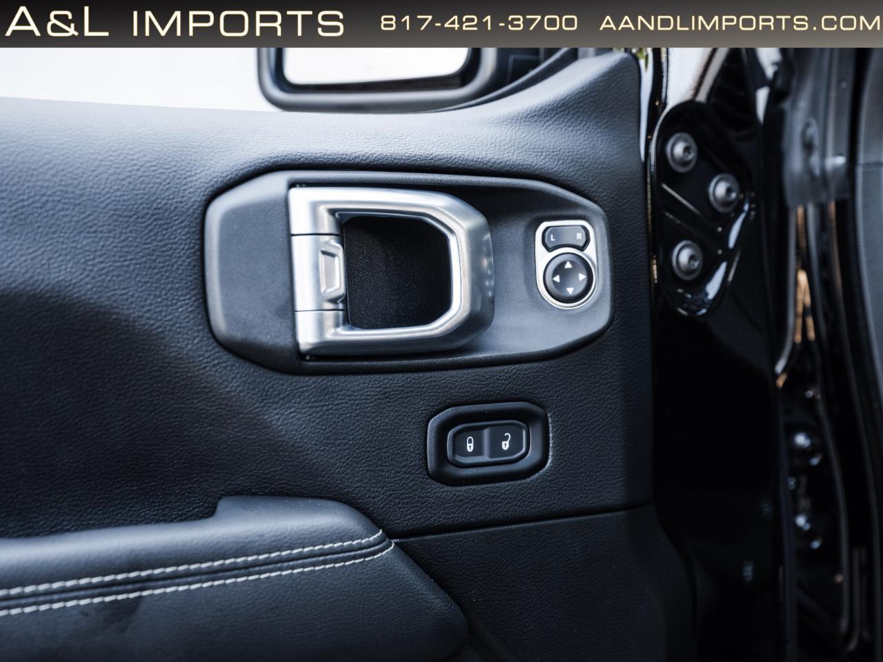 Jeep Wrangler photo 44