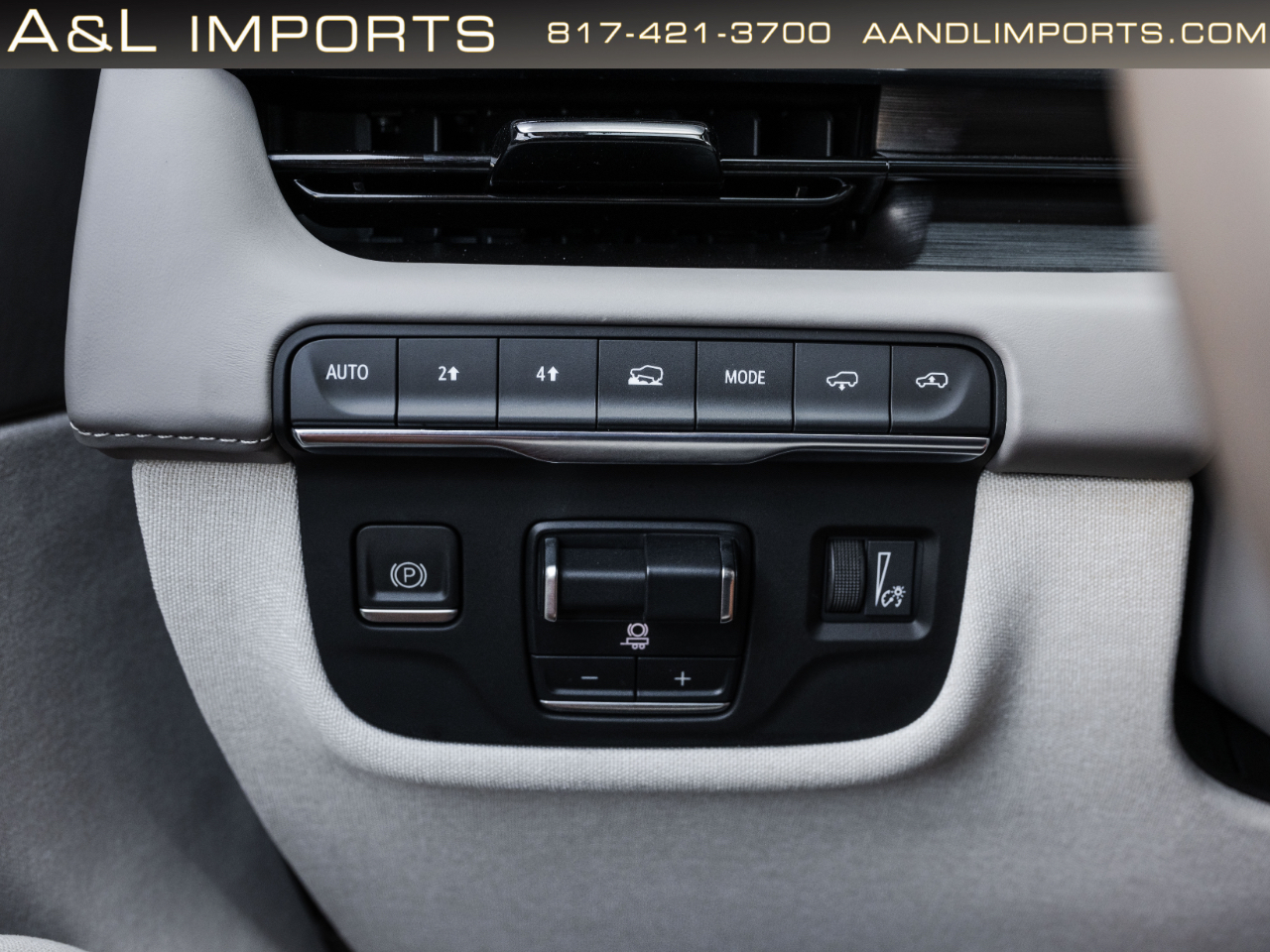 Cadillac Escalade 4WD 4dr Premium Luxury Platinum 2023