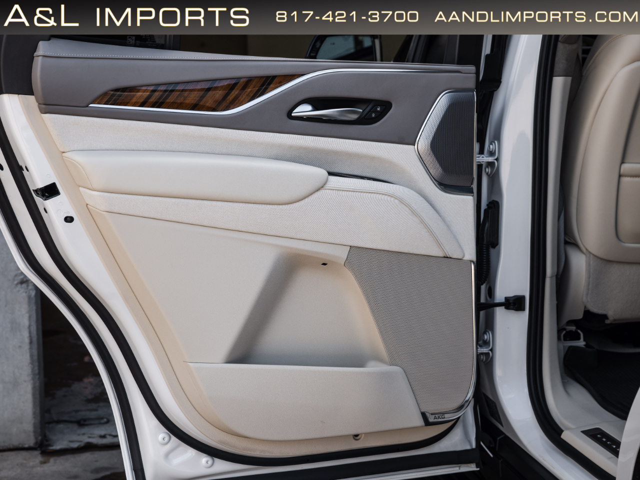 Cadillac Escalade 4WD 4dr Premium Luxury Platinum 2023