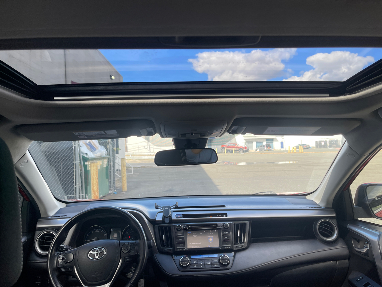 Toyota RAV4 XLE AWD 2017 Toyota RAV4 XLE AWD 2017
