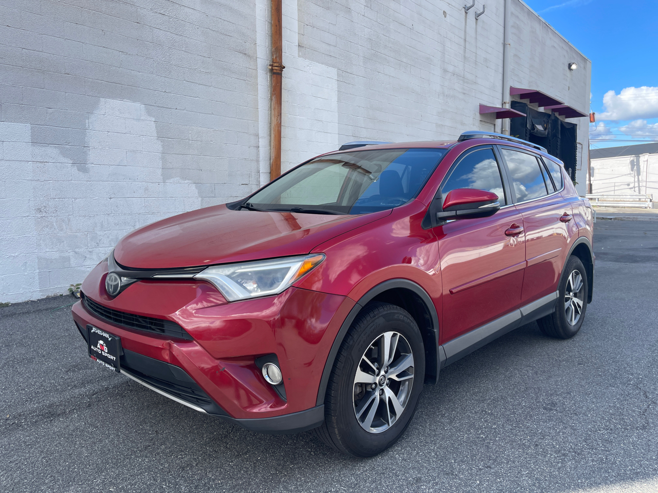 Toyota RAV4 XLE AWD 2017 Toyota RAV4 XLE AWD 2017