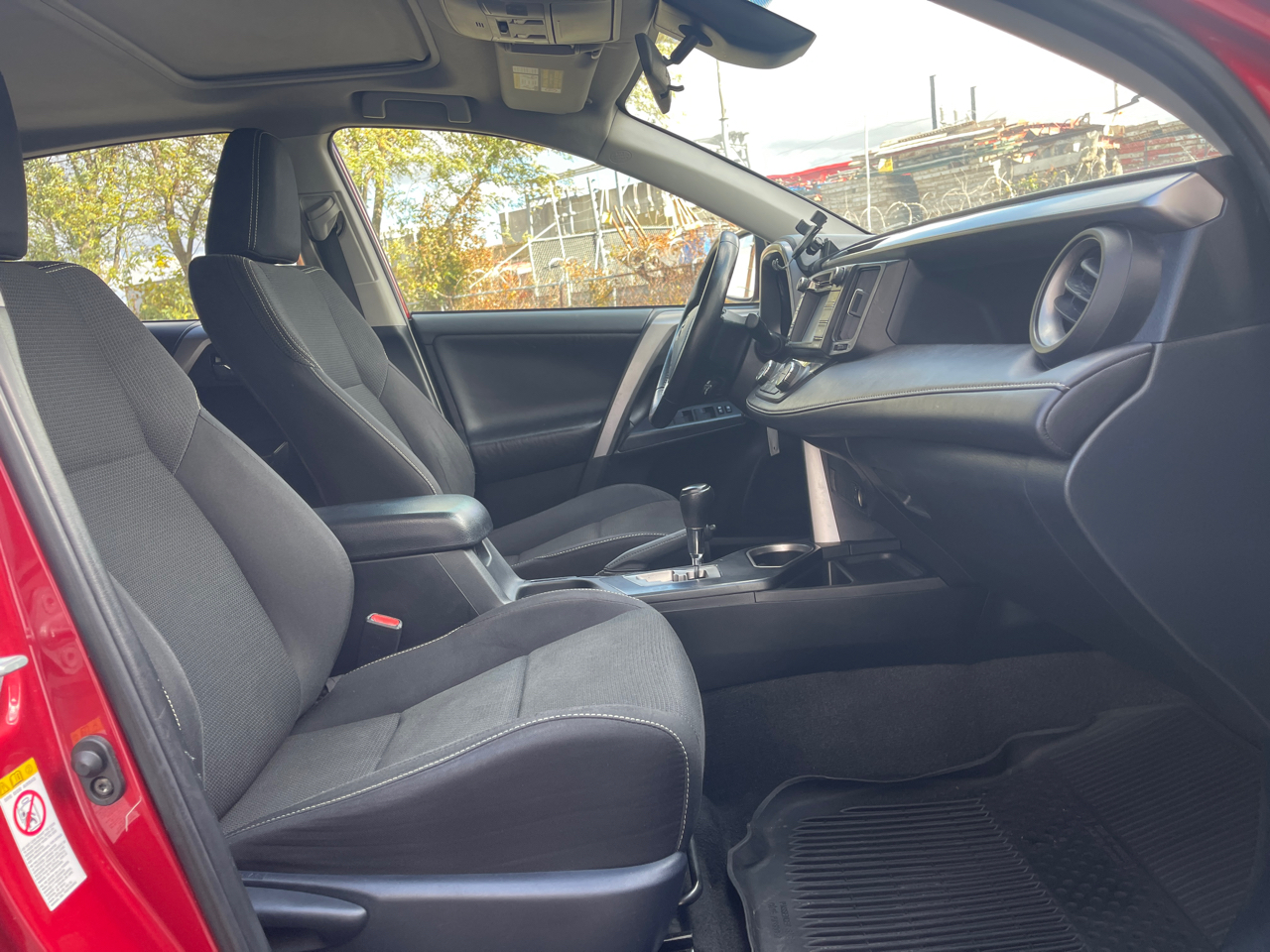 Toyota RAV4 XLE AWD 2017 Toyota RAV4 XLE AWD 2017
