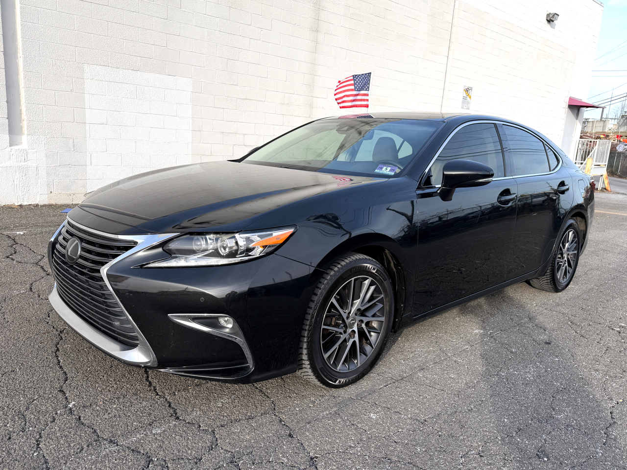 Lexus ES 350 4dr Sdn 2016