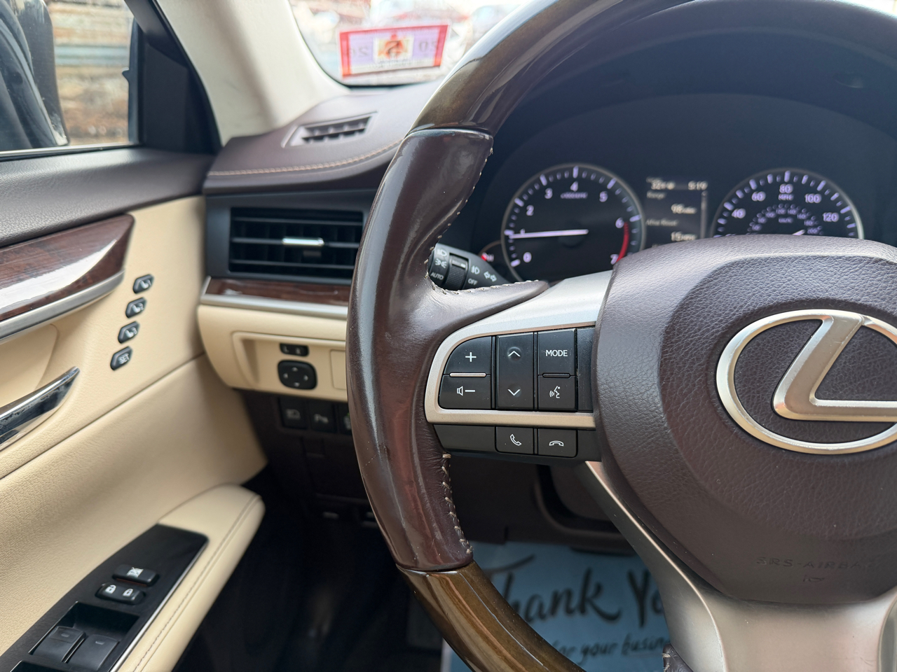 Lexus ES 350 4dr Sdn 2016