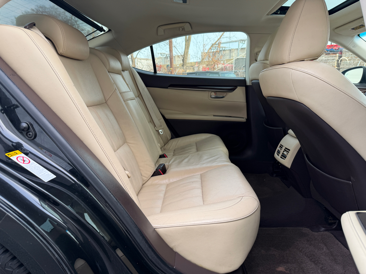 Lexus ES 350 4dr Sdn 2016