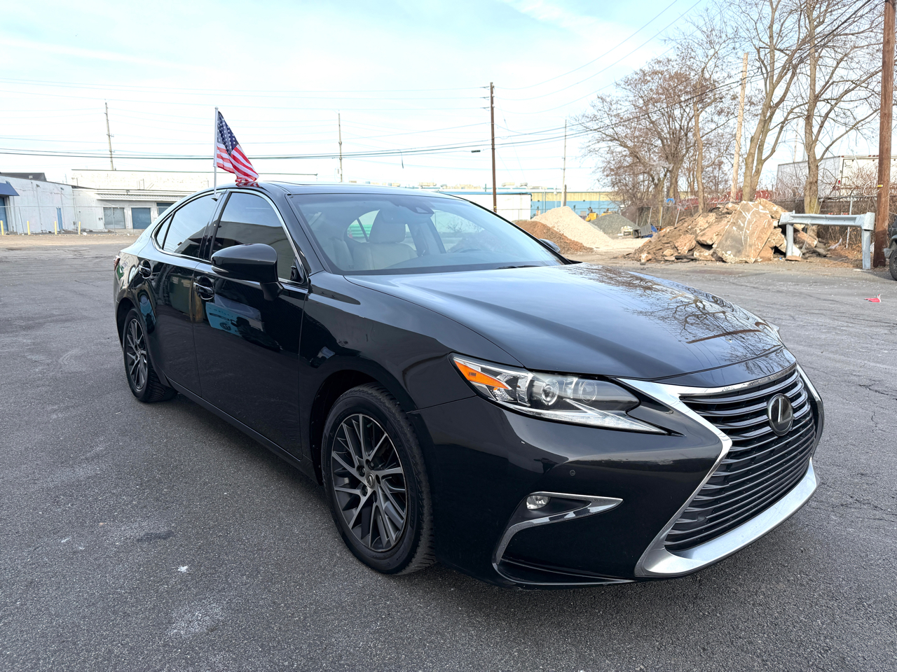Lexus ES 350 4dr Sdn 2016