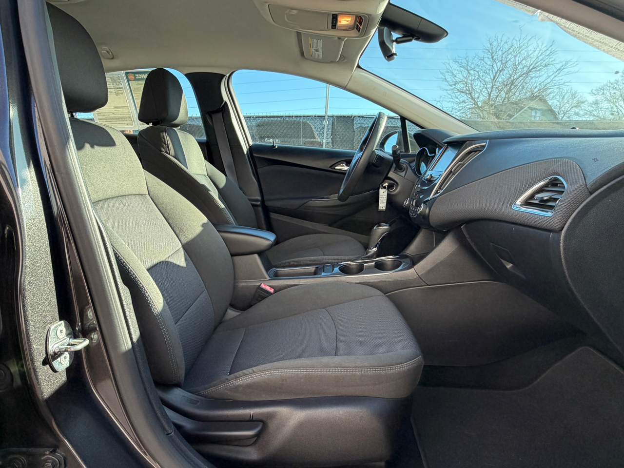 Chevrolet Cruze 4dr Sdn 1.4L LT w/1SD 2017