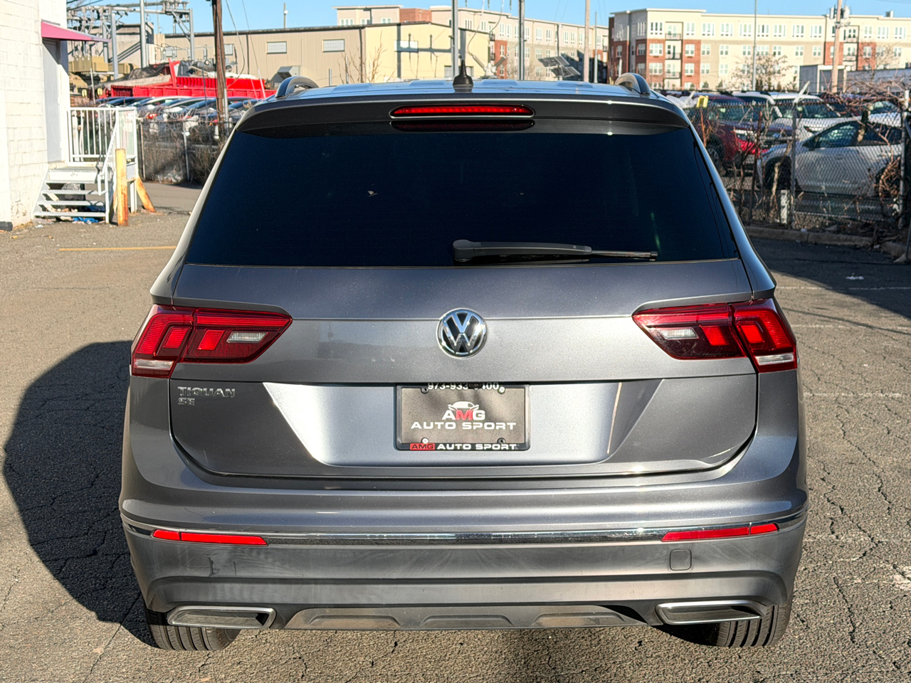 Volkswagen Tiguan 2.0T SE R-Line Black FWD 2020