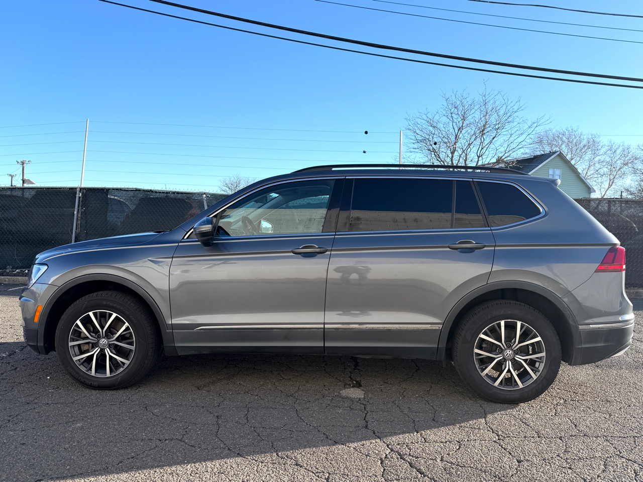 Volkswagen Tiguan 2.0T SE R-Line Black FWD 2020