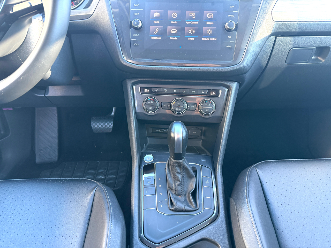 Volkswagen Tiguan 2.0T SE R-Line Black FWD 2020