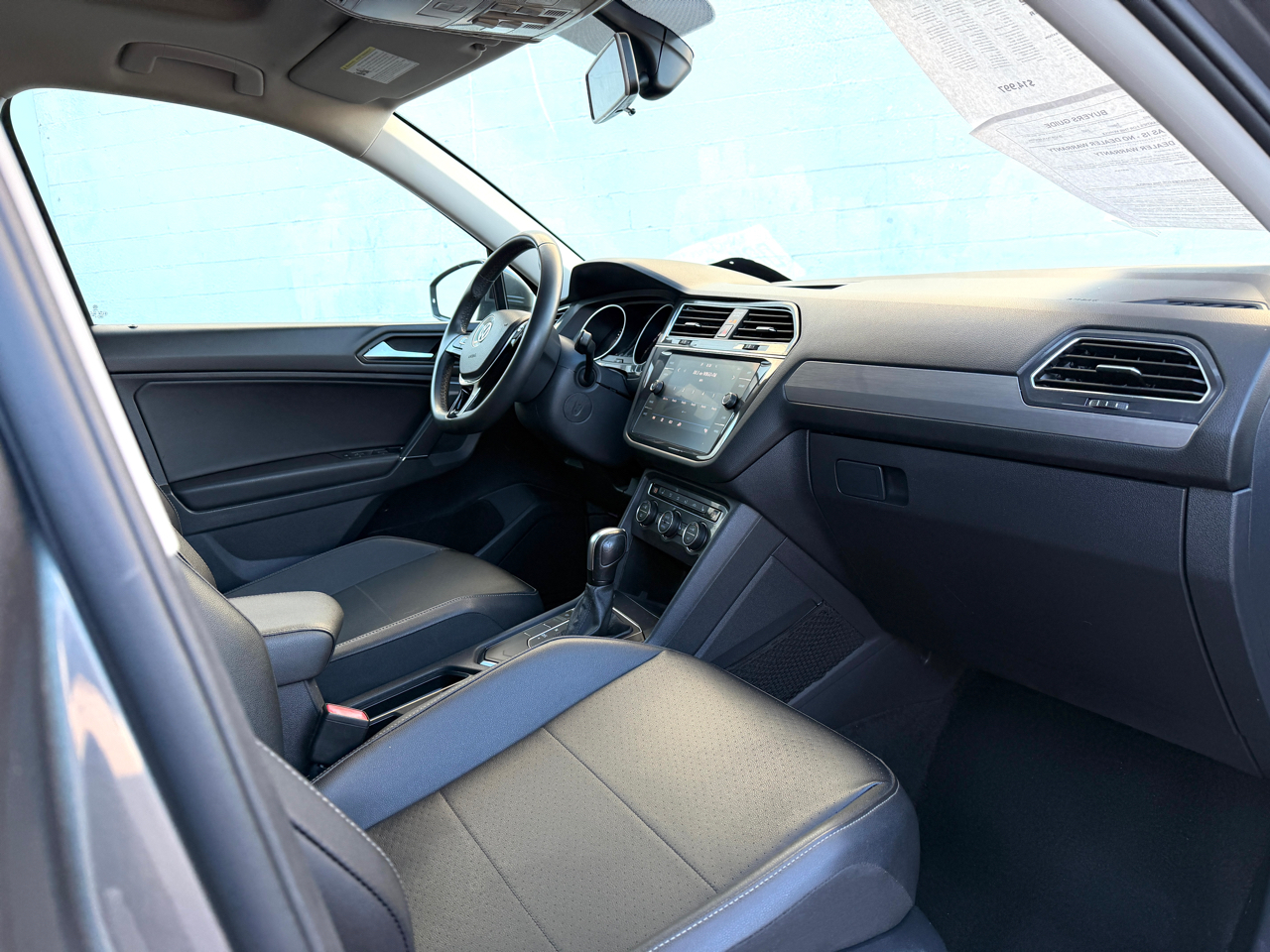 Volkswagen Tiguan 2.0T SE R-Line Black FWD 2020