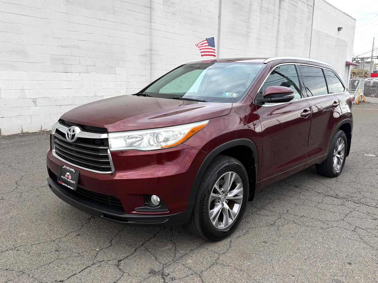 Toyota Highlander AWD 4dr V6 XLE (Natl) 2015