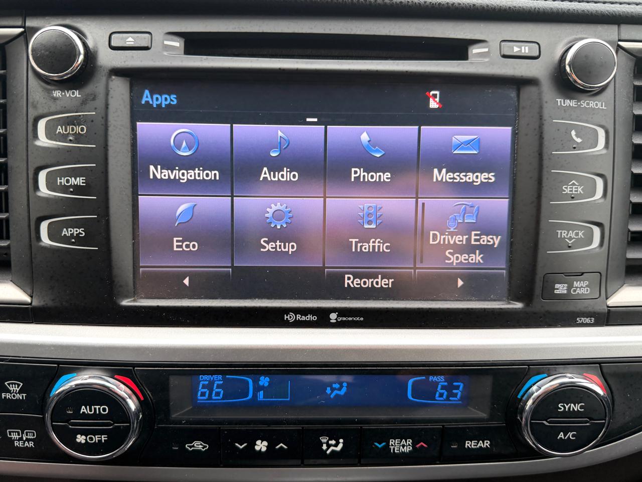 Toyota Highlander AWD 4dr V6 XLE (Natl) 2015