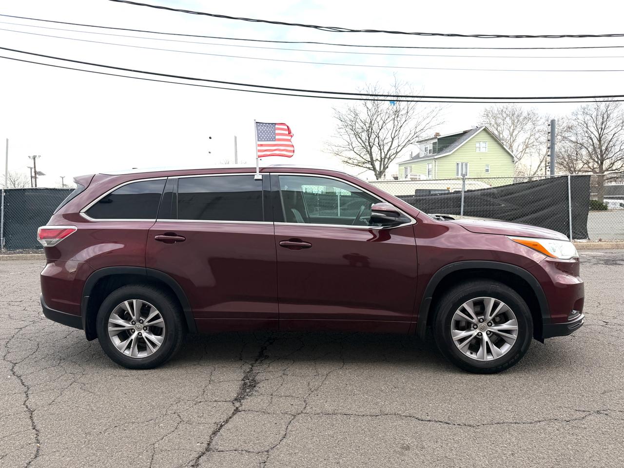 Toyota Highlander AWD 4dr V6 XLE (Natl) 2015
