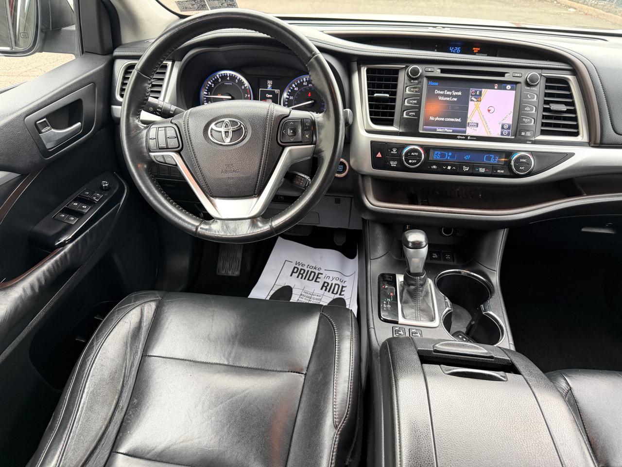 Toyota Highlander AWD 4dr V6 XLE (Natl) 2015