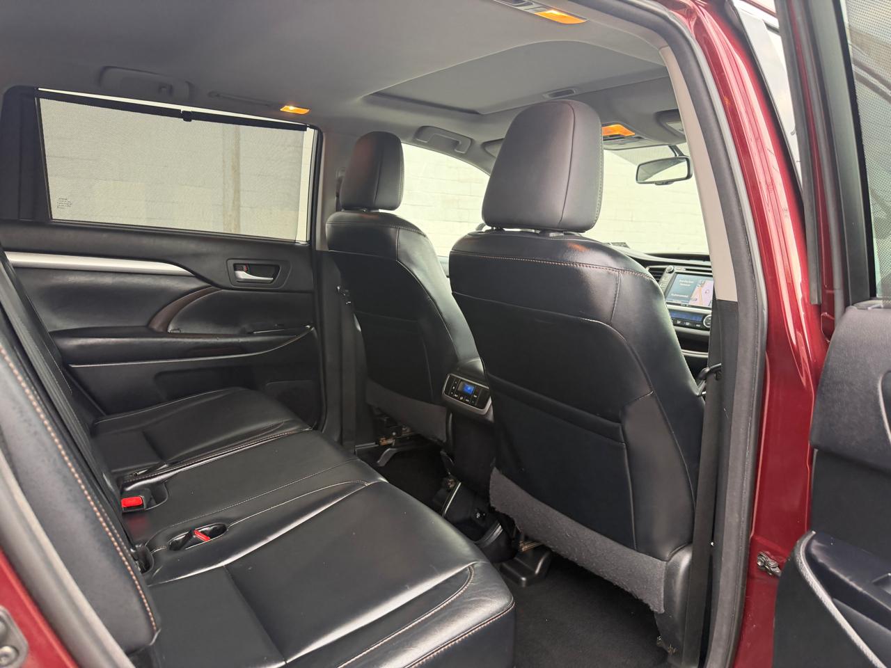 Toyota Highlander AWD 4dr V6 XLE (Natl) 2015