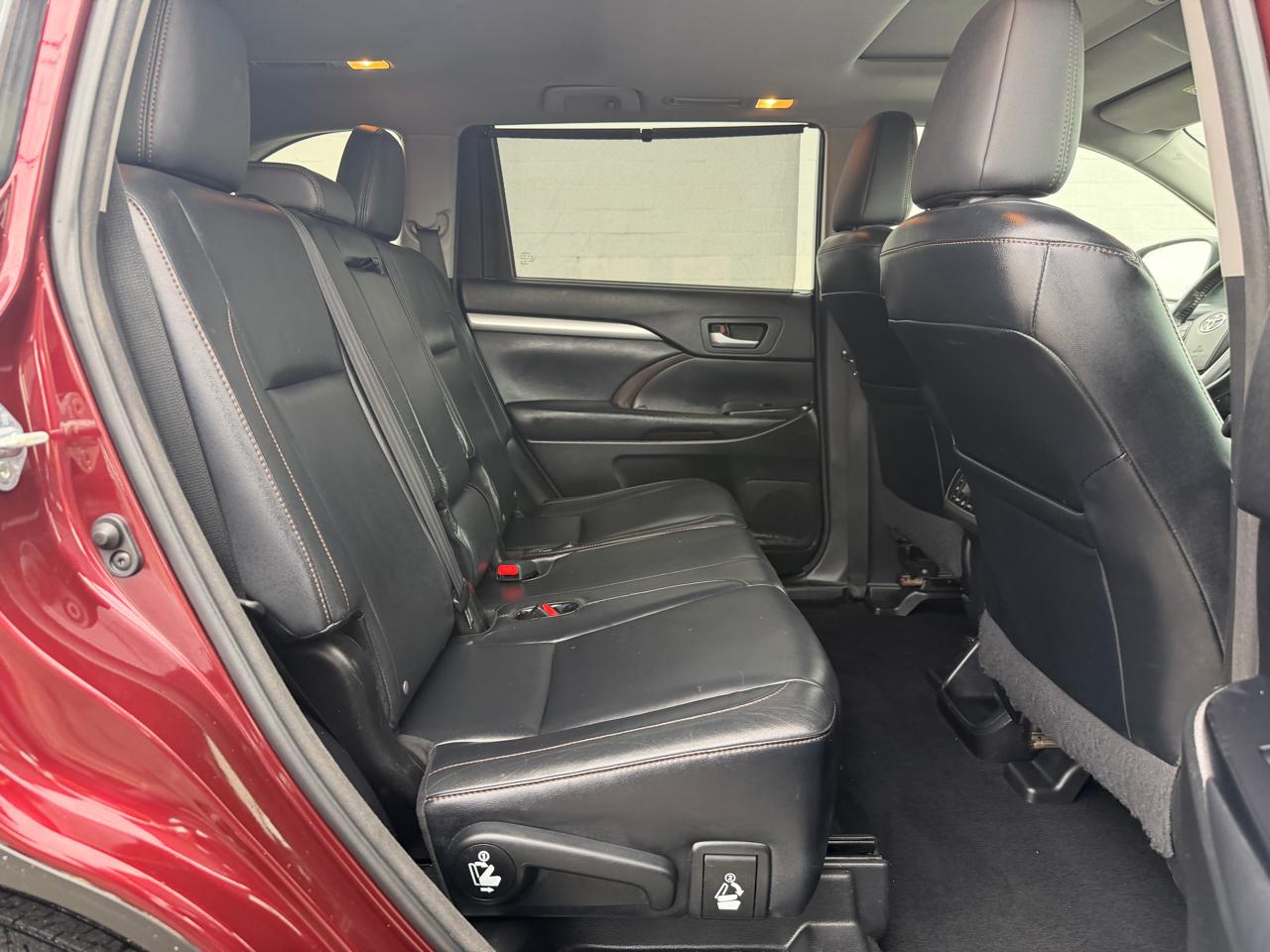 Toyota Highlander AWD 4dr V6 XLE (Natl) 2015