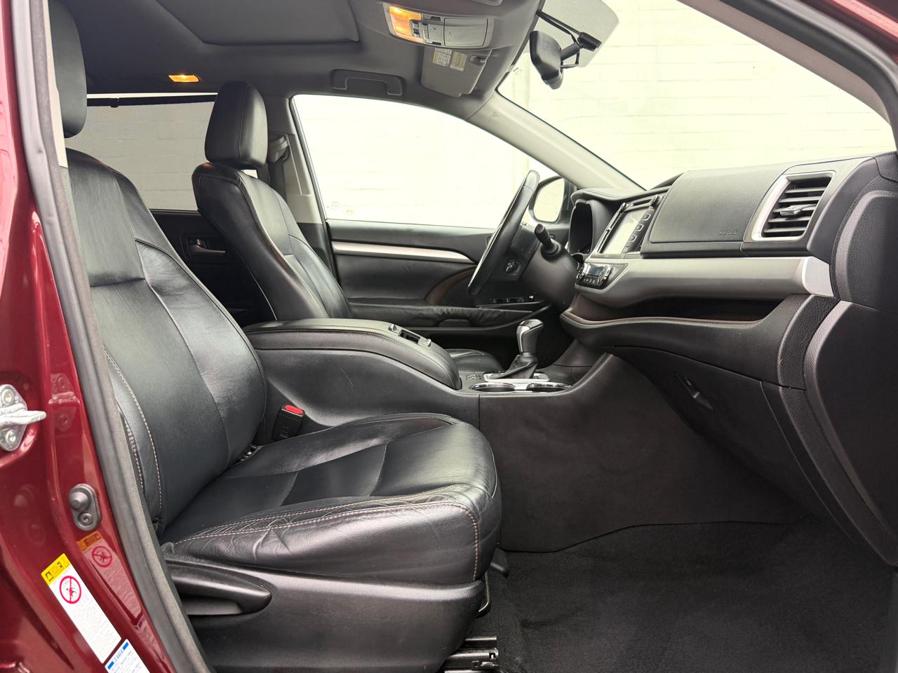 Toyota Highlander AWD 4dr V6 XLE (Natl) 2015