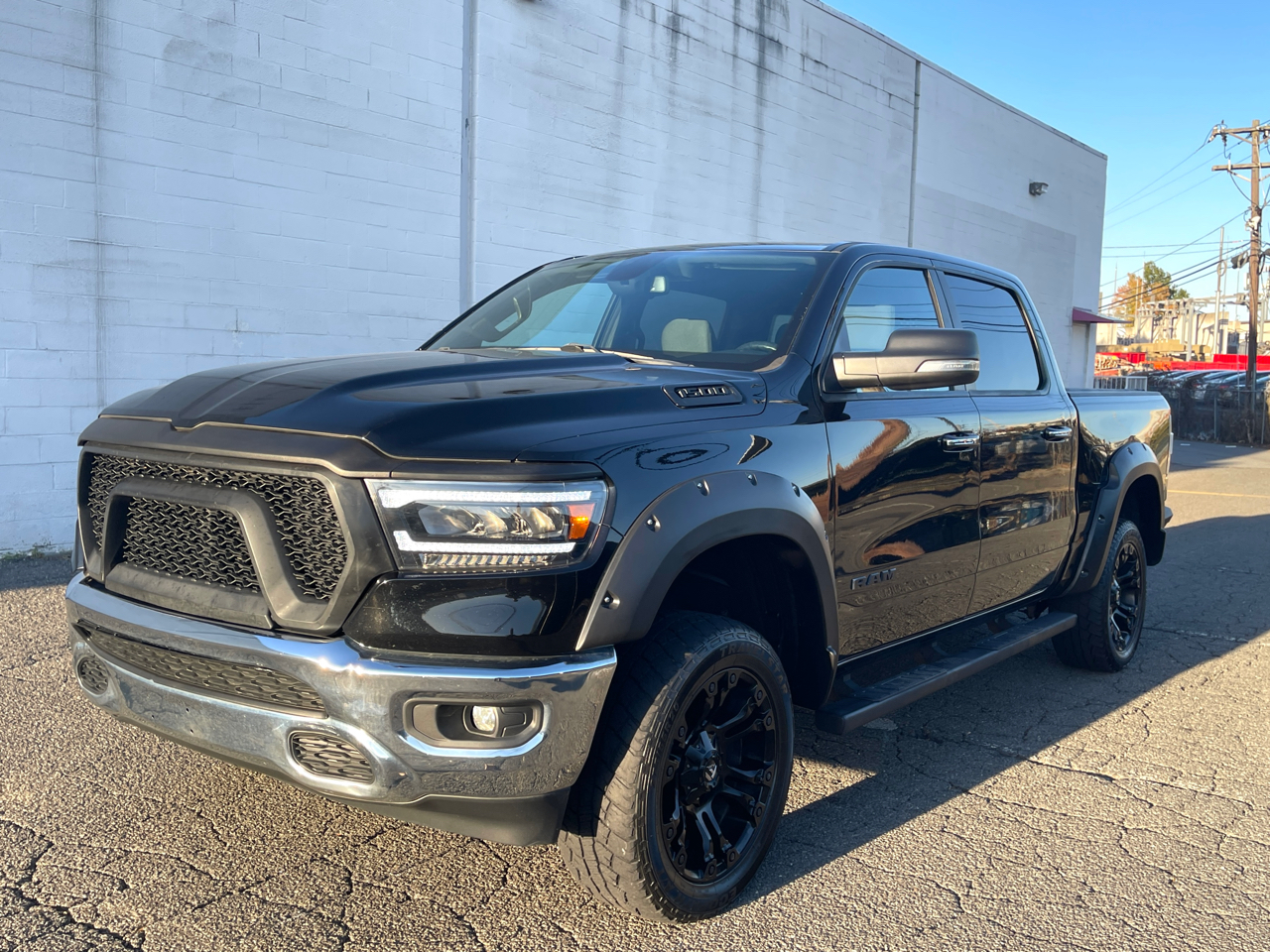 2019 RAM 1500 Big Horn/Lone Star 4x4 Crew Cab 5'7" Box