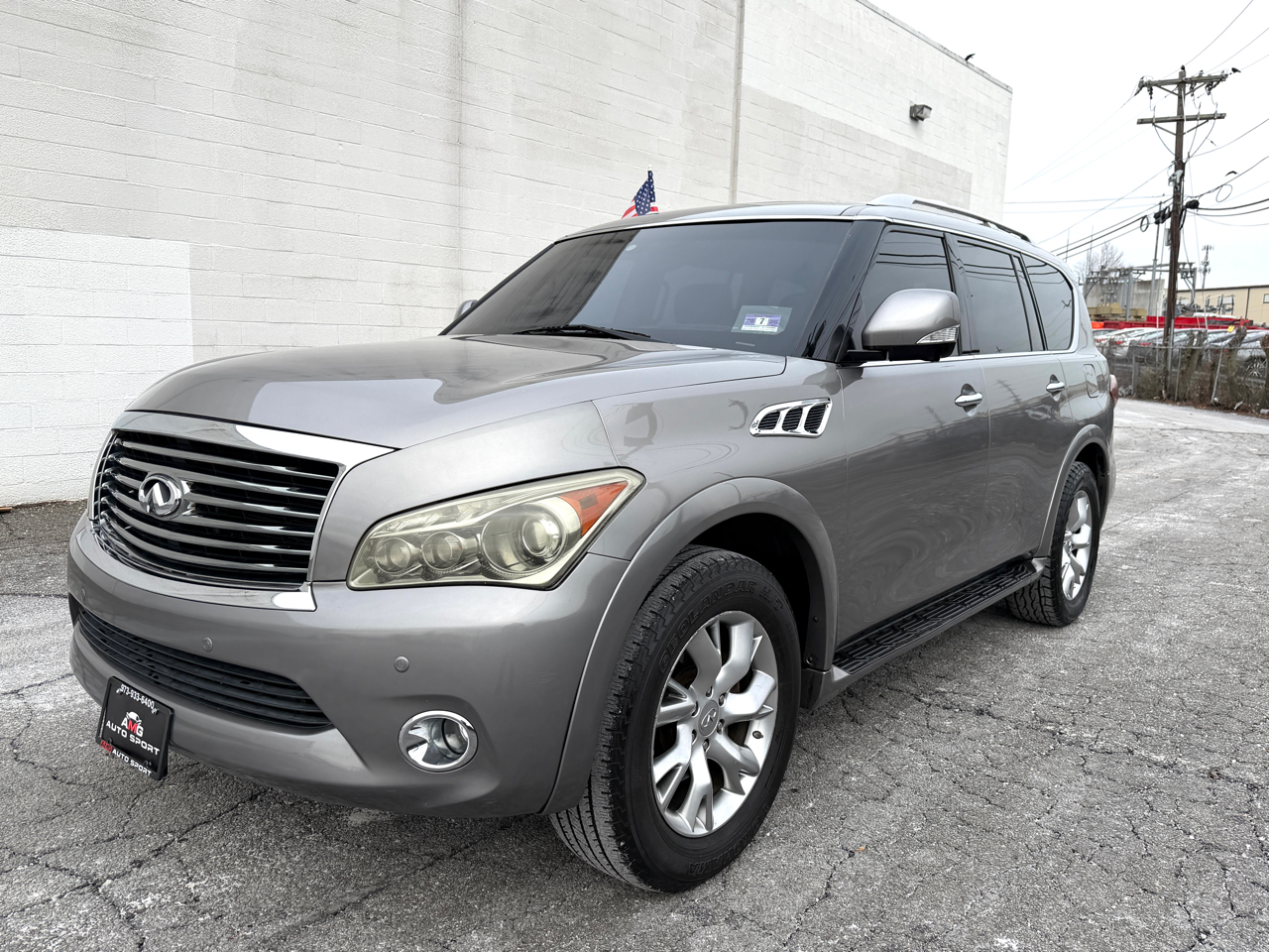 2012 Infiniti QX56 4WD 4dr 8-passenger