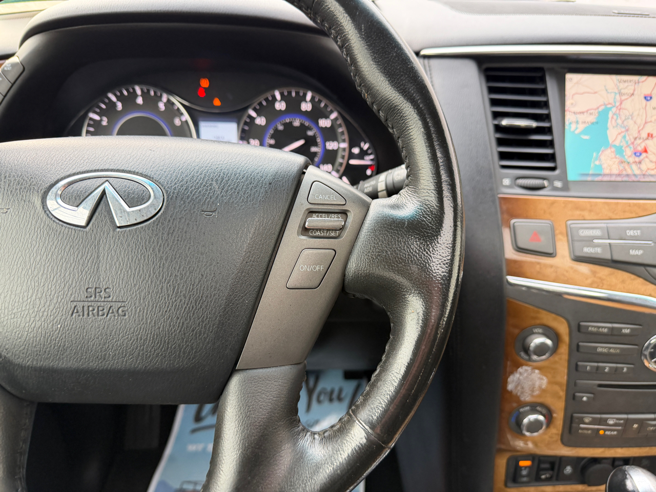 Infiniti QX56 4WD 4dr 8-passenger 2012