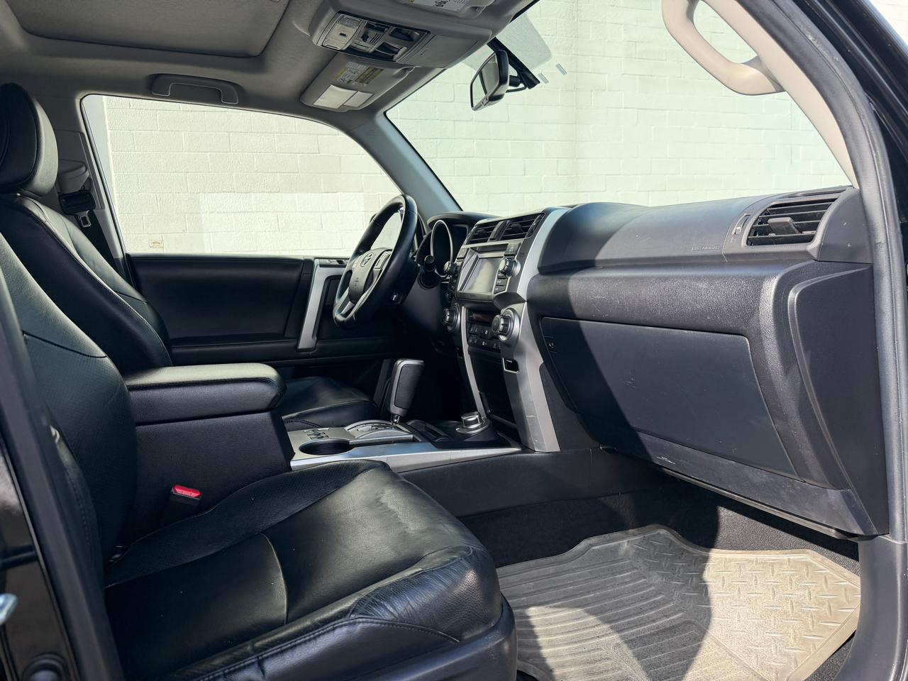 Toyota 4Runner 4WD 4dr V6 Limited (Natl) 2012