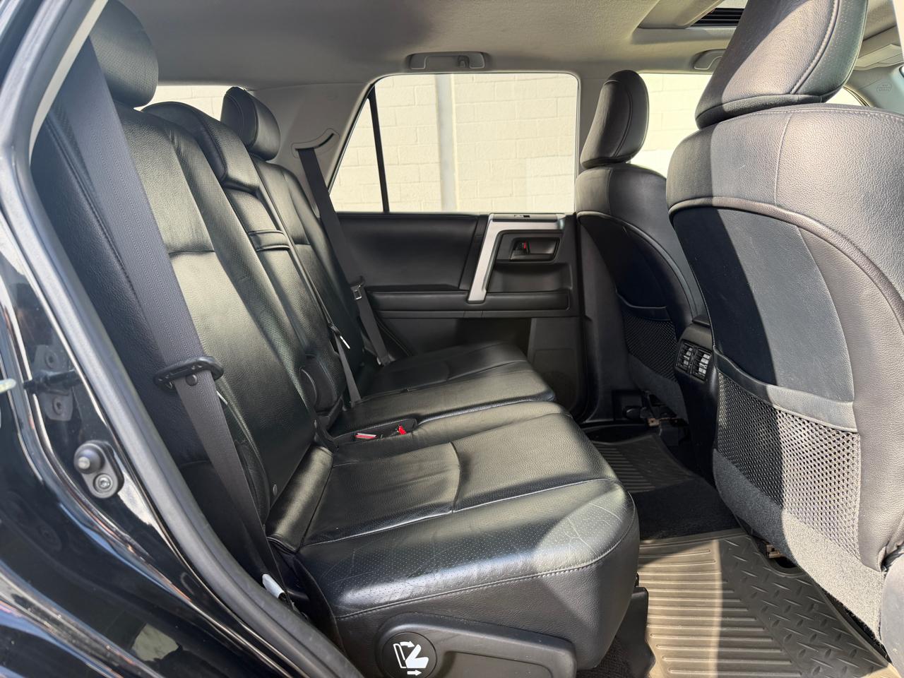 Toyota 4Runner 4WD 4dr V6 Limited (Natl) 2012