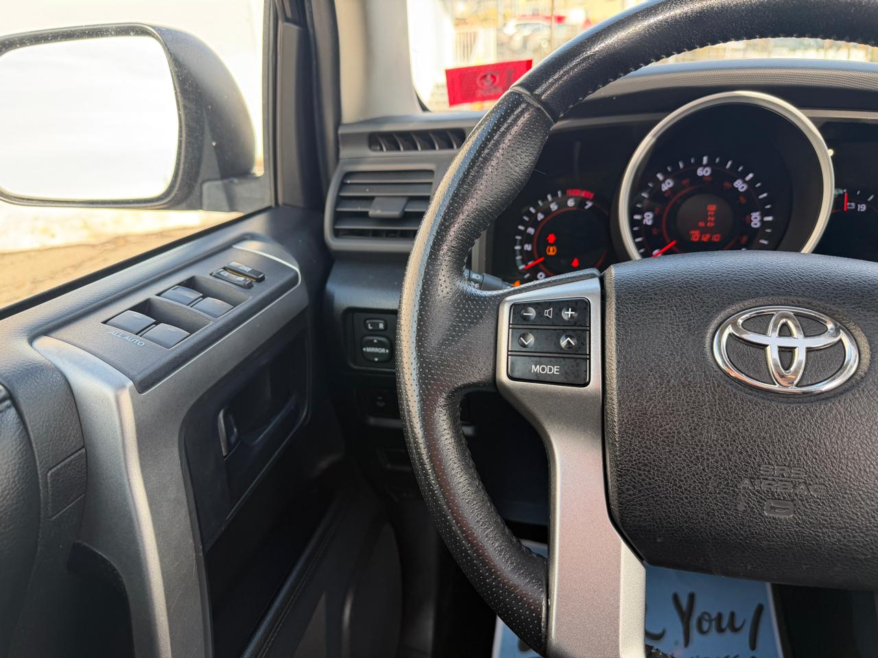 Toyota 4Runner 4WD 4dr V6 Limited (Natl) 2012