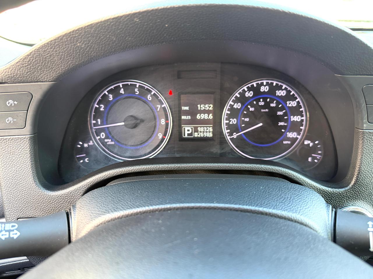 Infiniti G37 Sedan 4dr x AWD 2012