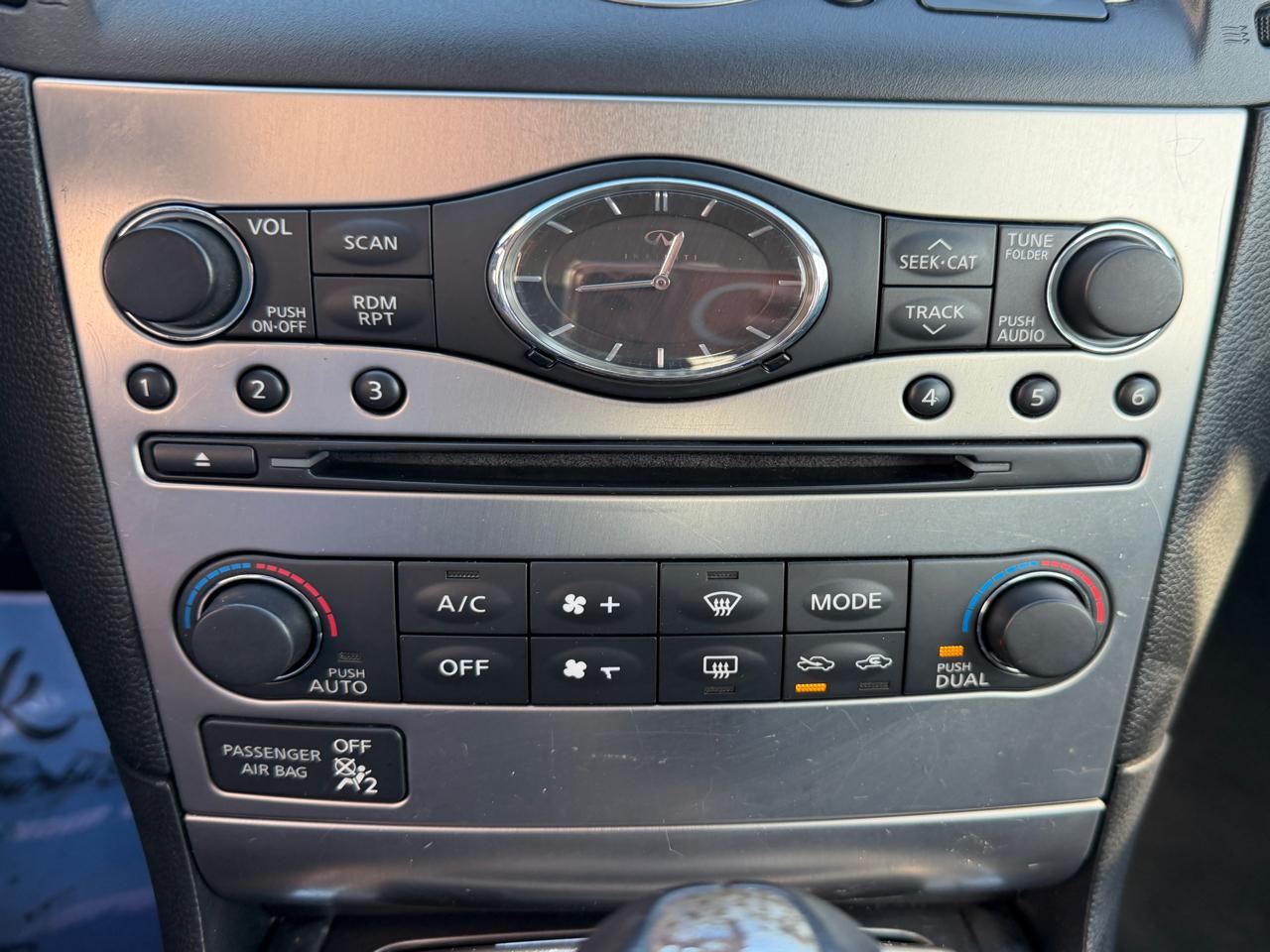 Infiniti G37 Sedan 4dr x AWD 2012