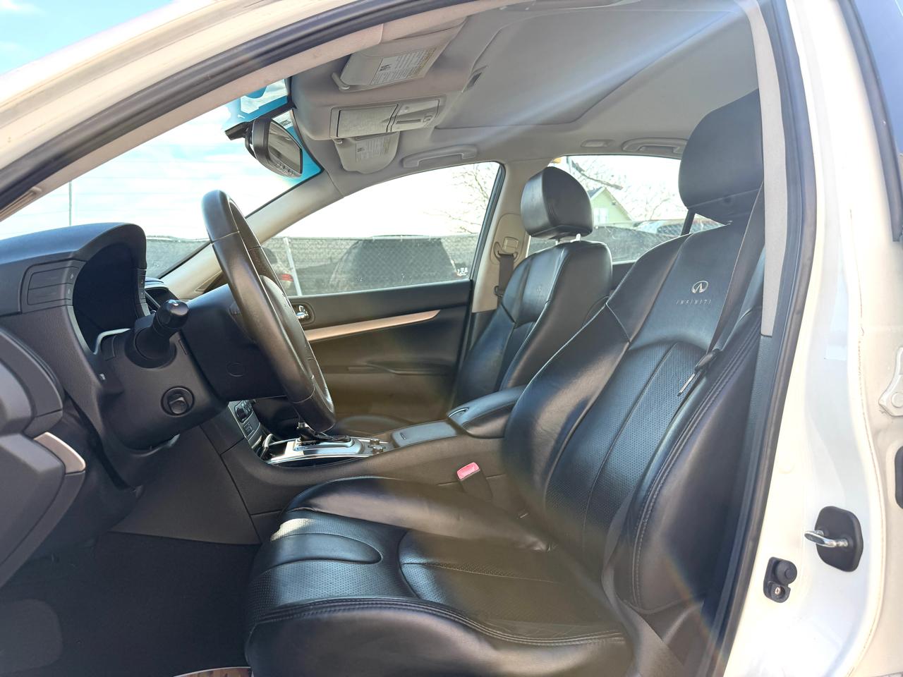 Infiniti G37 Sedan 4dr x AWD 2012