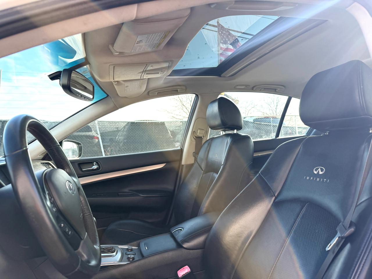 Infiniti G37 Sedan 4dr x AWD 2012