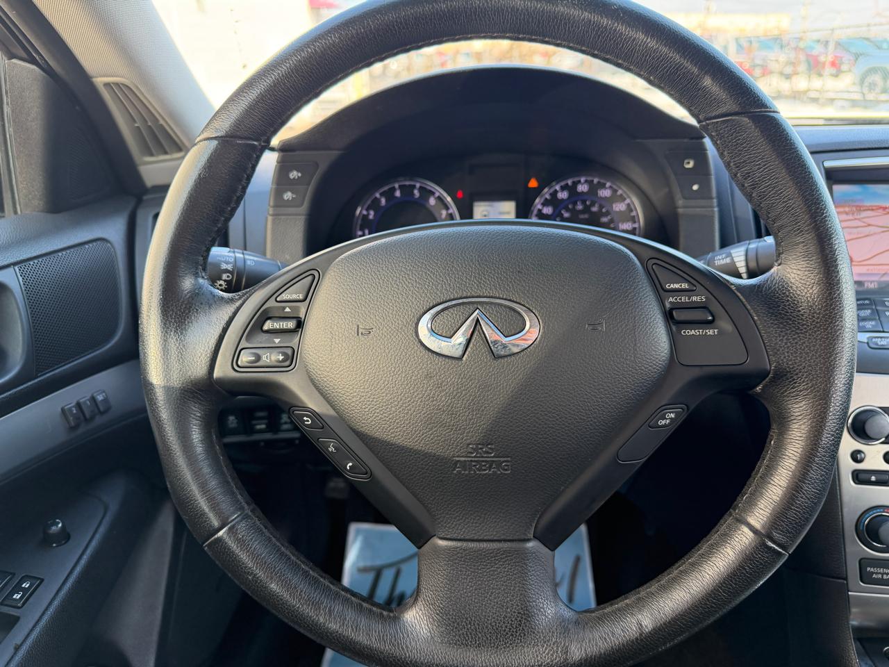 Infiniti G37 Sedan 4dr x AWD 2012