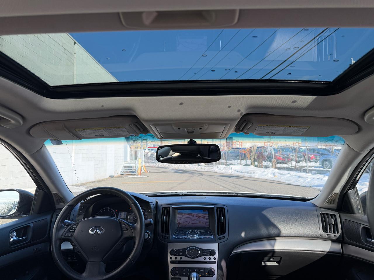 Infiniti G37 Sedan 4dr x AWD 2012