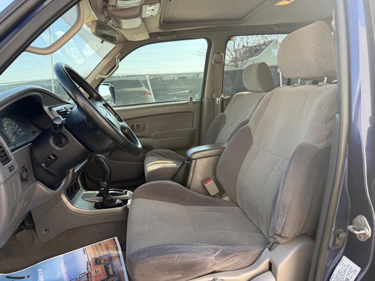 Toyota 4Runner 4dr SR5 3.4L Auto 4WD (Natl) 2002