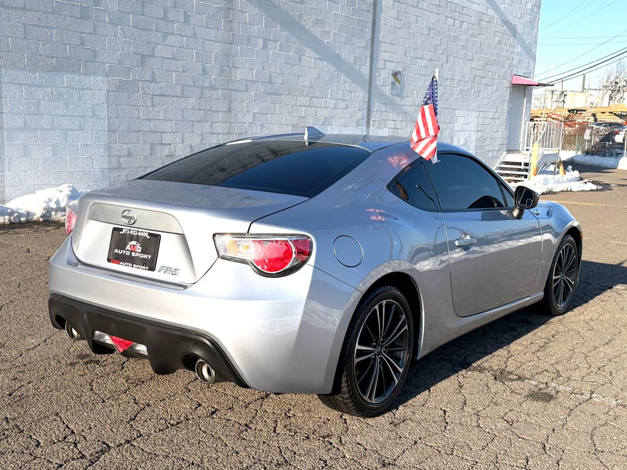 Scion FR-S 2dr Cpe Man (Natl) 2015