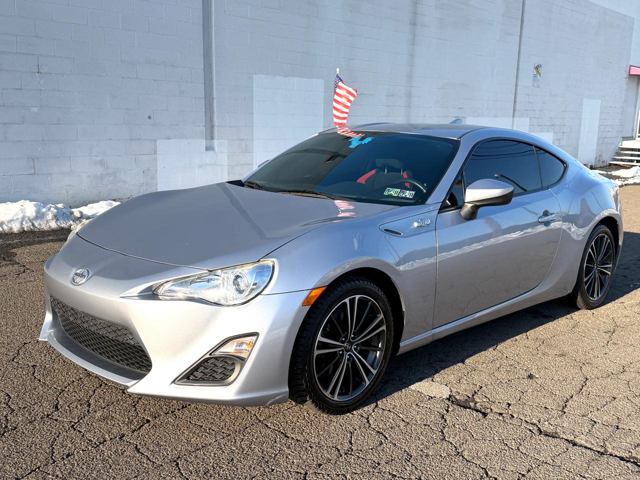 Scion FR-S 2dr Cpe Man (Natl) 2015