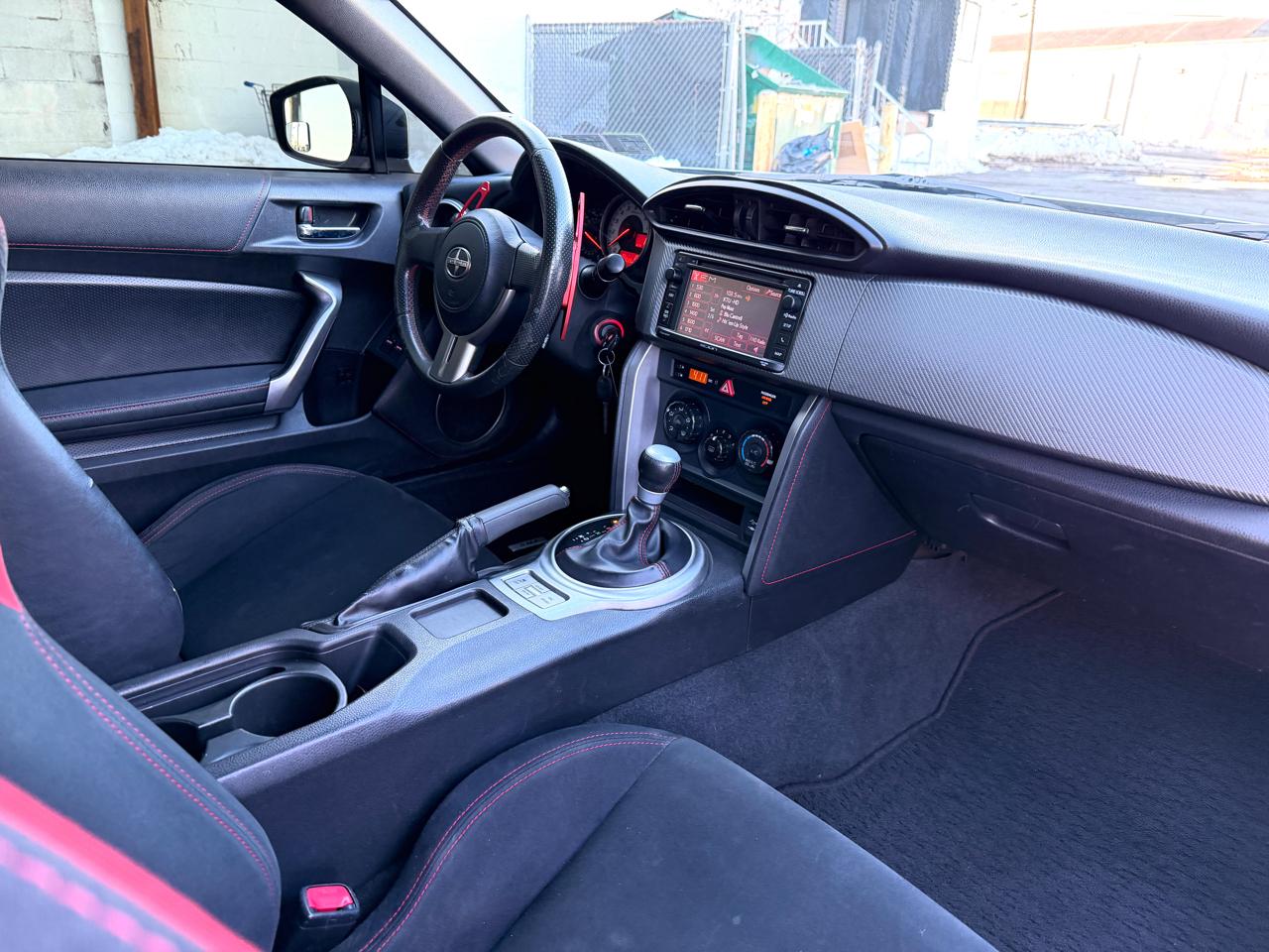 Scion FR-S 2dr Cpe Man (Natl) 2015