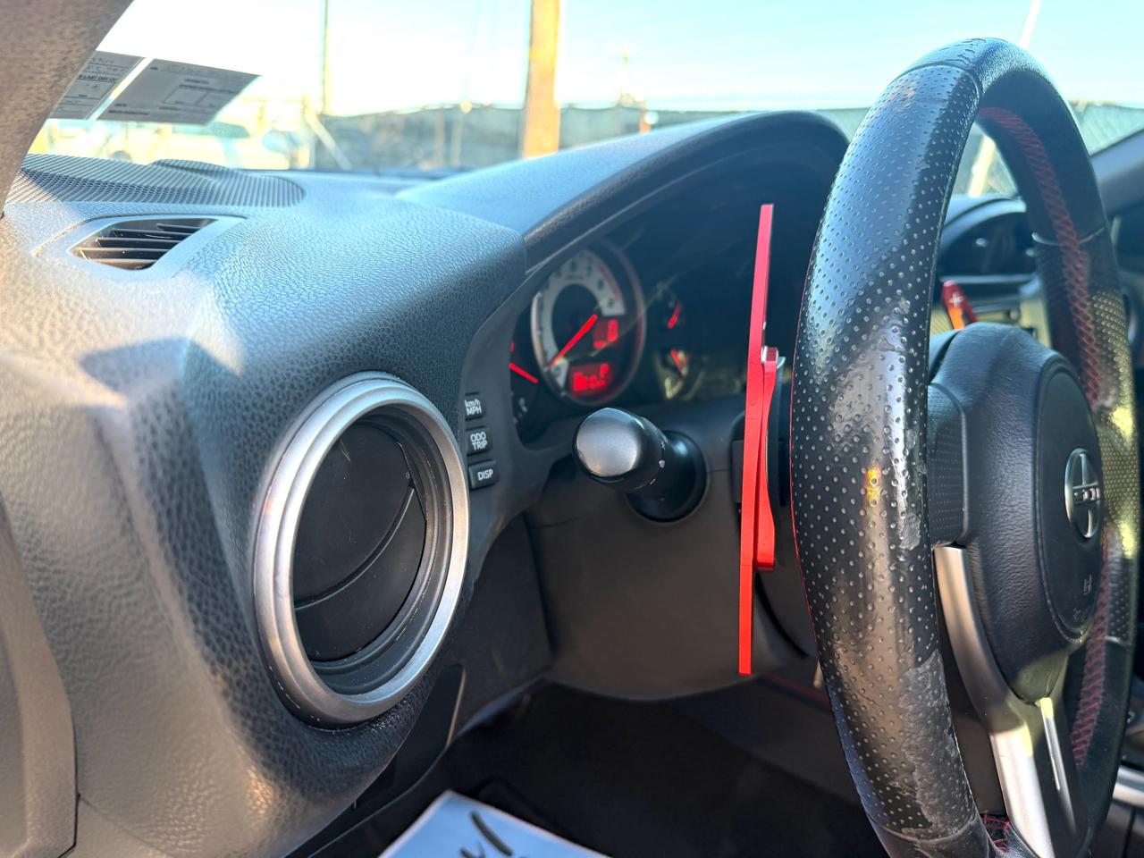 Scion FR-S 2dr Cpe Man (Natl) 2015