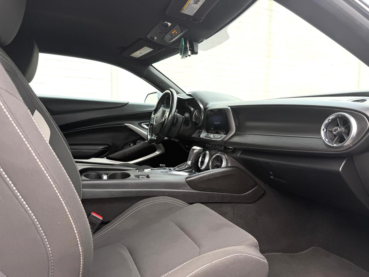 Chevrolet Camaro 2dr Cpe 1LT 2021