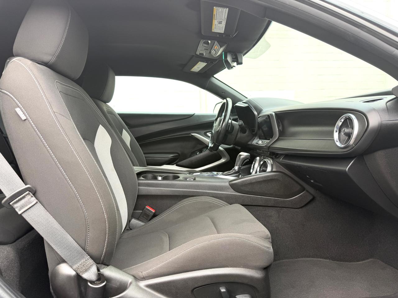 Chevrolet Camaro 2dr Cpe 1LT 2021