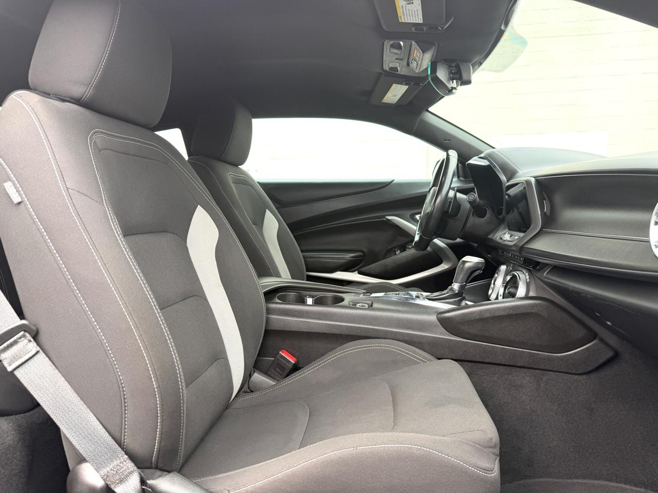 Chevrolet Camaro 2dr Cpe 1LT 2021