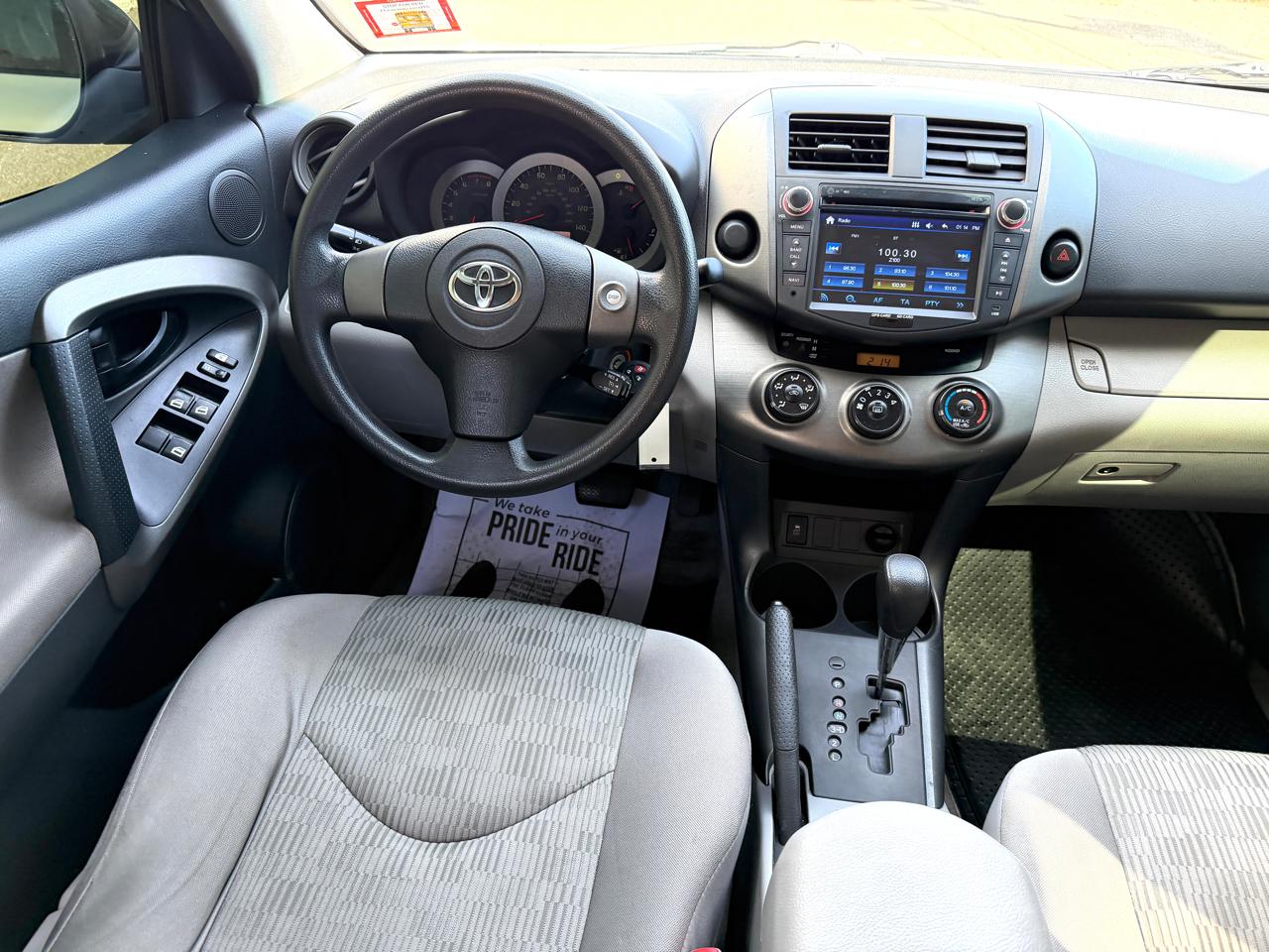 Toyota RAV4 FWD 4dr 4-cyl 4-Spd AT (Natl) 2011