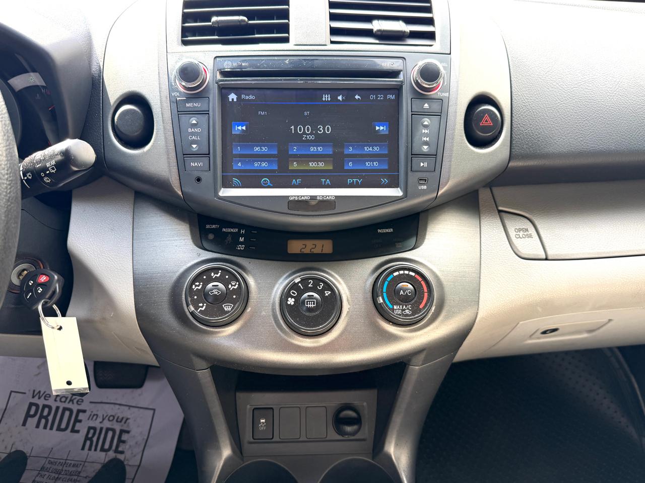 Toyota RAV4 FWD 4dr 4-cyl 4-Spd AT (Natl) 2011